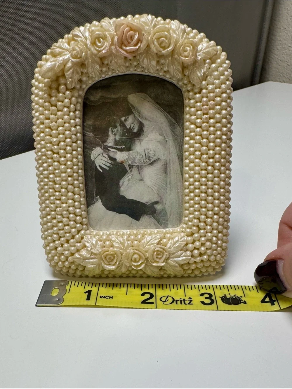Vintage Ivory Pearl Like Rose Beaded Photo Frame -